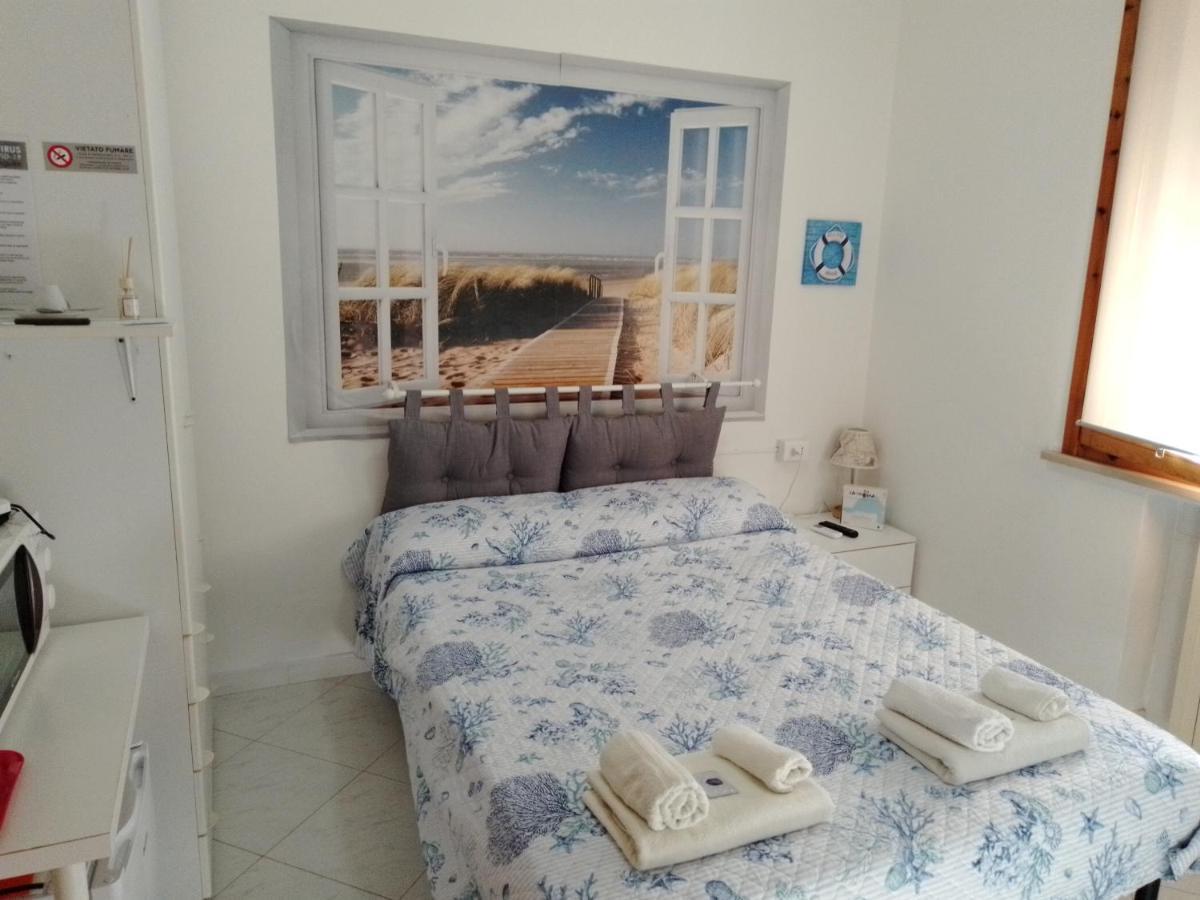 La Casa Di Berenice A Porto Azzurro Kültér fotó